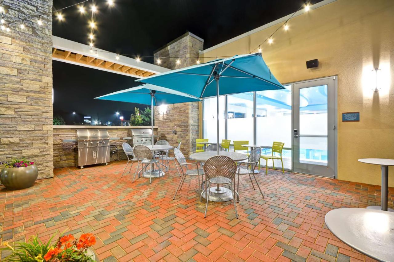 Home2 Suites By Hilton Charles Town Bagian luar foto