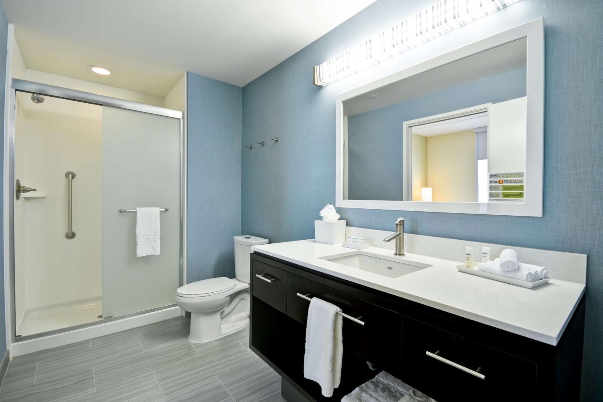 Home2 Suites By Hilton Charles Town Bagian luar foto