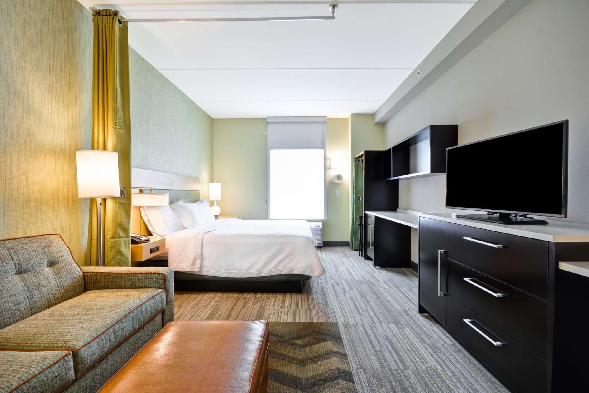 Home2 Suites By Hilton Charles Town Bagian luar foto